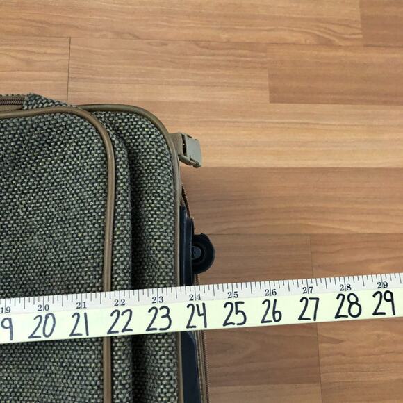 HARTMANN Vtg Tweed Leather Rolling Carry On Luggage Garment Bag Suitcase 24x22 - Picture 15 of 16